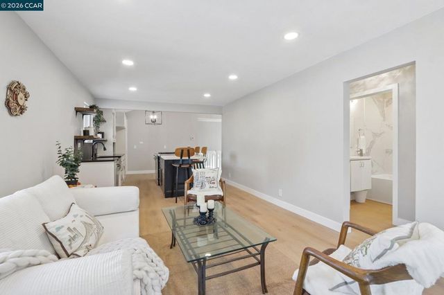 236 Center Ave, Pacheco, CA 94553