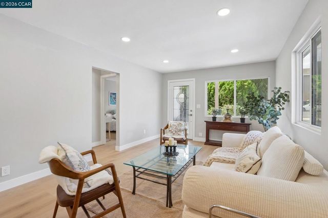 236 Center Ave, Pacheco, CA 94553
