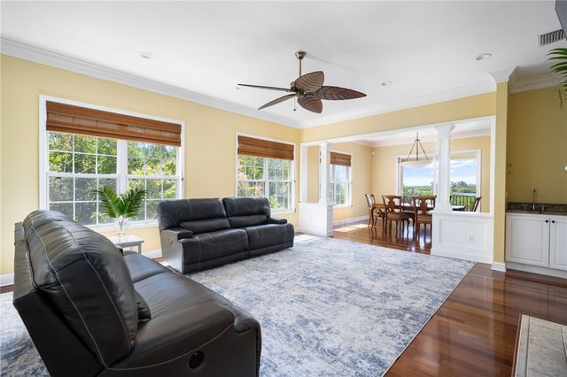 230 Shores Drive, Vero Beach, FL 32963