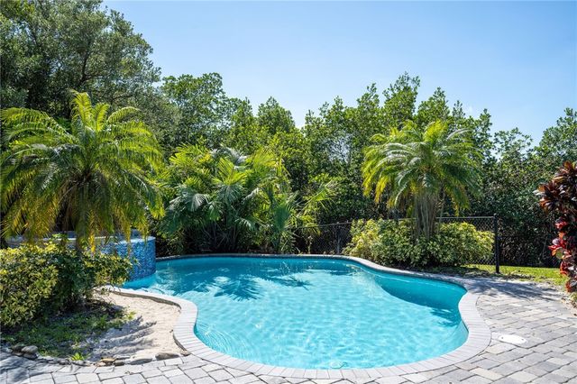 230 Shores Drive, Vero Beach, FL 32963