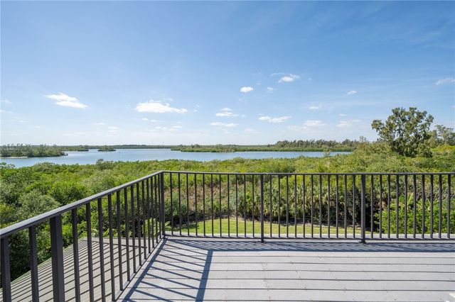 230 Shores Drive, Vero Beach, FL 32963