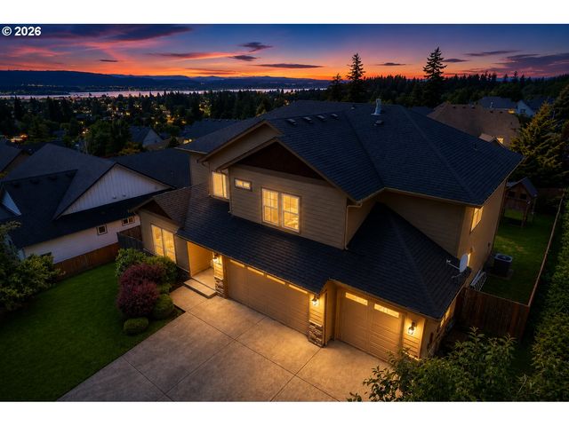 2469 37TH St, Washougal, WA 98671