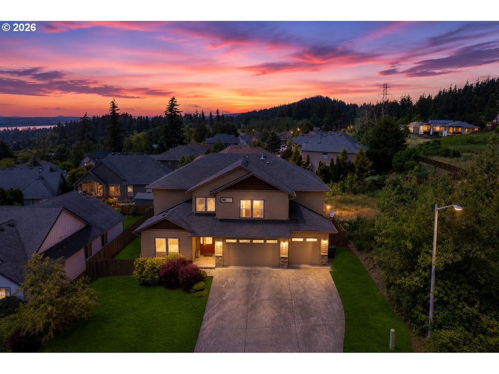 2469 37TH St, Washougal, WA 98671