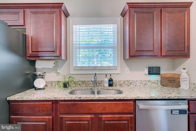 9410 AMBER RIDGE DR, Delmar, MD 21875