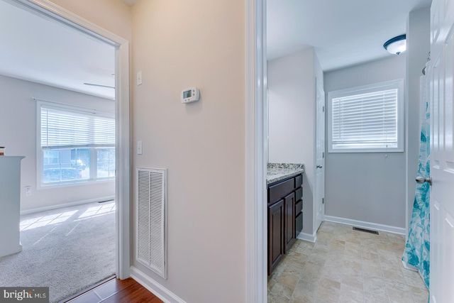 9410 AMBER RIDGE DR, Delmar, MD 21875