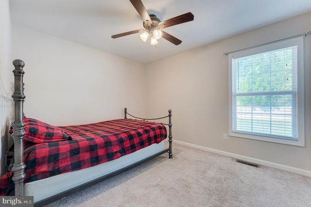 9410 AMBER RIDGE DR, Delmar, MD 21875