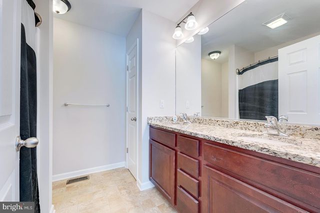 9410 AMBER RIDGE DR, Delmar, MD 21875