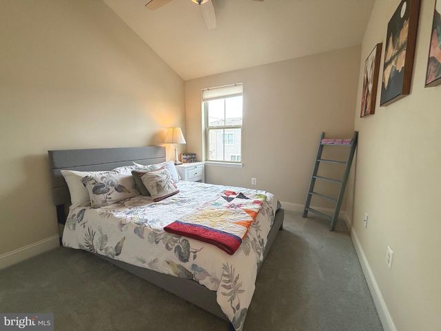 104 VANGUARD LN, Annapolis, MD 21401