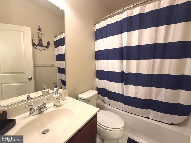 104 VANGUARD LN, Annapolis, MD 21401