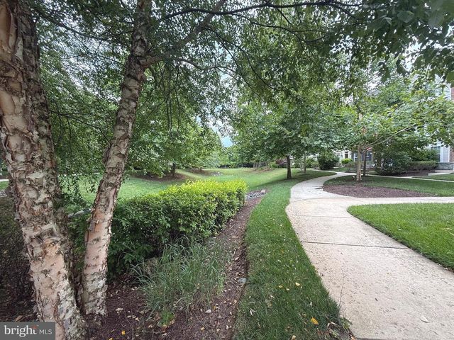 104 VANGUARD LN, Annapolis, MD 21401