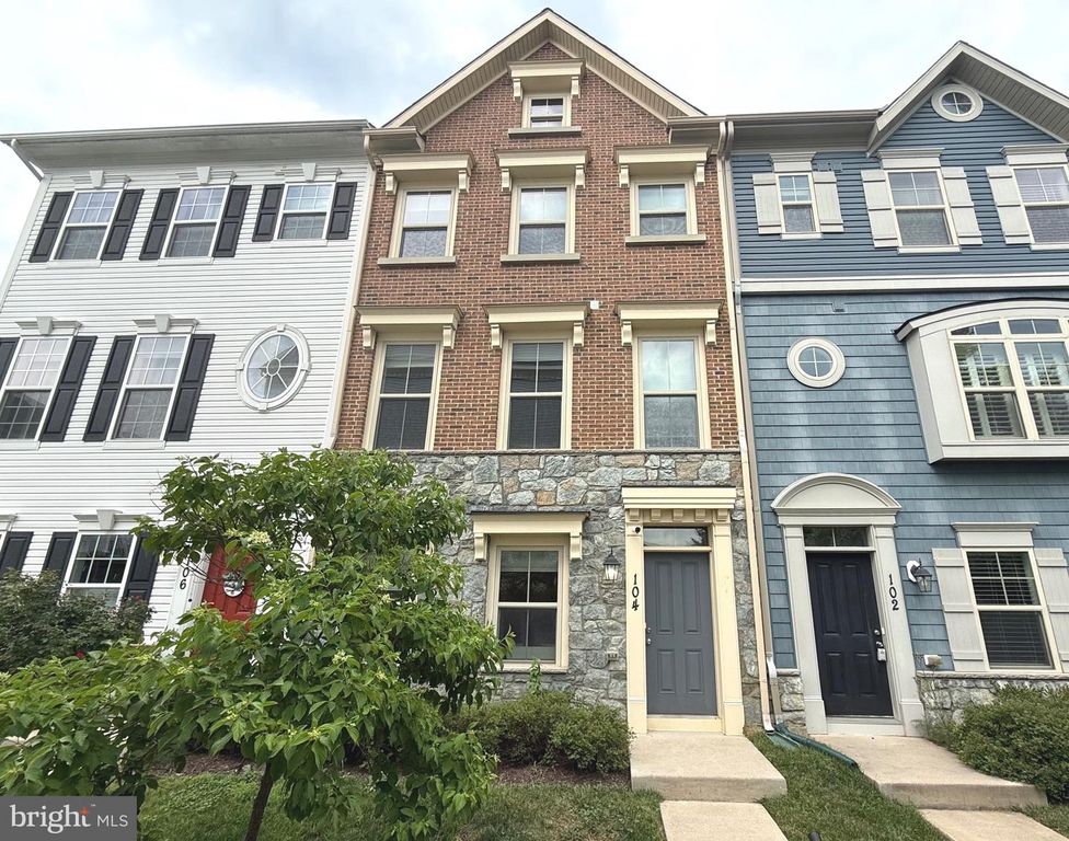 104 VANGUARD LN, Annapolis, MD 21401
