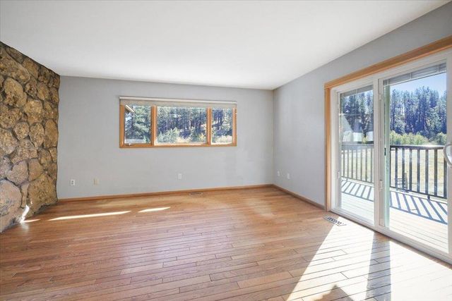 1925 N Deep Creek Rd, Medical Lake, WA 99022