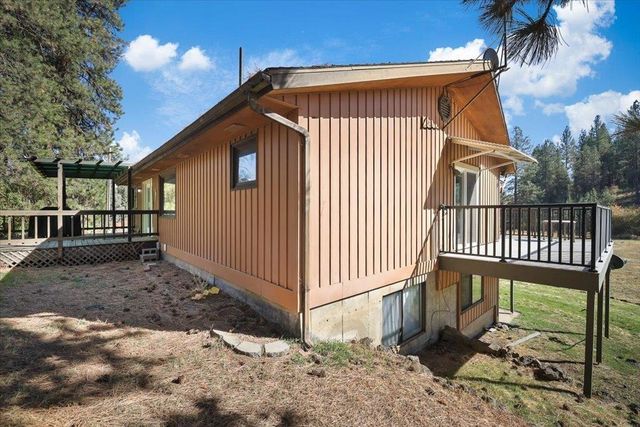 1925 N Deep Creek Rd, Medical Lake, WA 99022