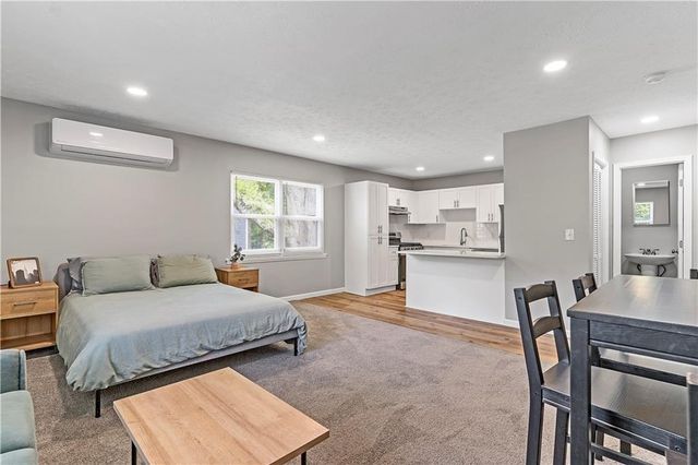 1701 Hawthorne Avenue 1B, Atlanta, GA 30337