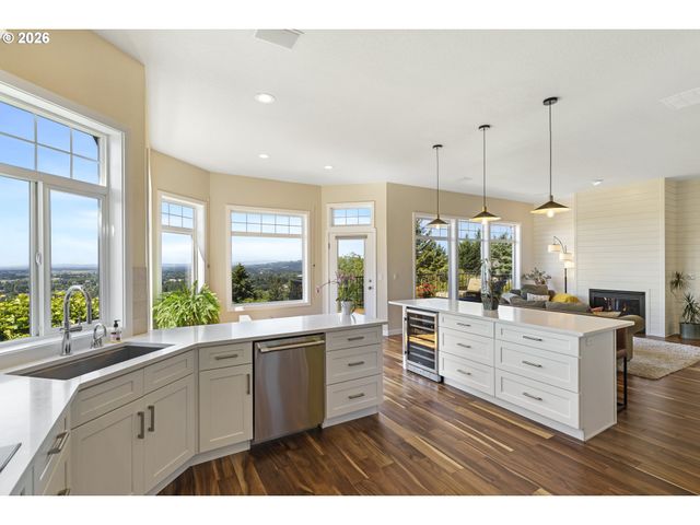 29475 Ne MILLER VIEW Ln, Newberg, OR 97132