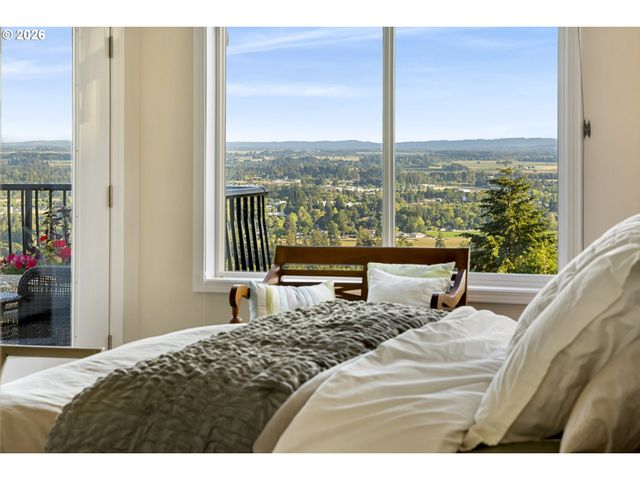 29475 Ne MILLER VIEW Ln, Newberg, OR 97132