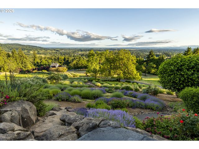 29475 Ne MILLER VIEW Ln, Newberg, OR 97132