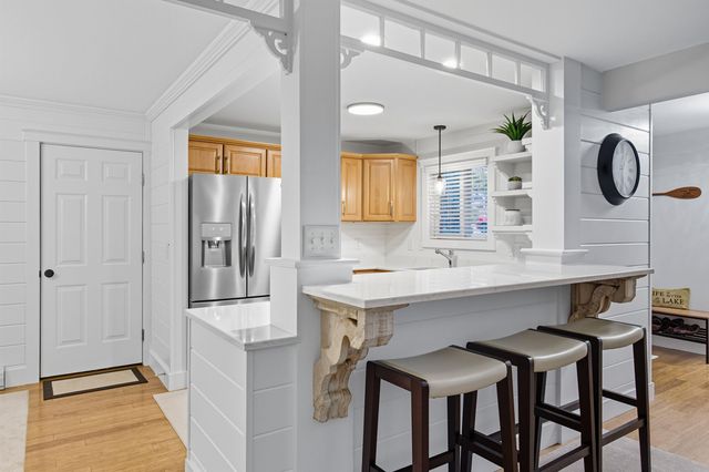 11 Lantern Circle, Laconia, NH 03246