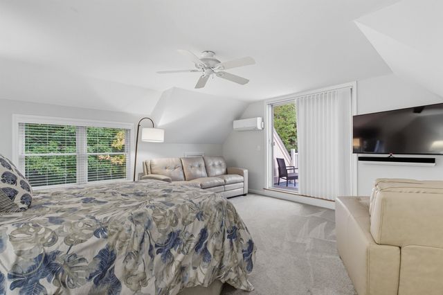 11 Lantern Circle, Laconia, NH 03246