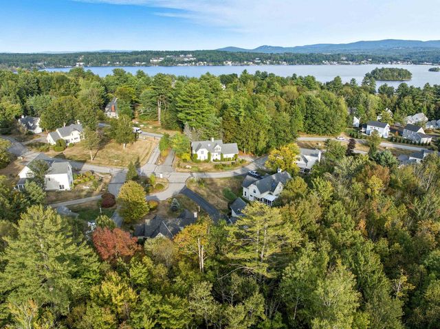 11 Lantern Circle, Laconia, NH 03246