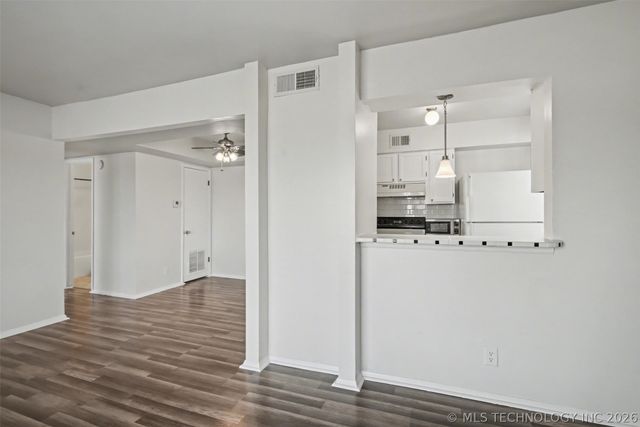 7447 S Yale Street 226, Tulsa, OK 74136