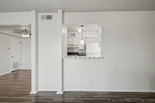 7447 S Yale Street 226, Tulsa, OK 74136