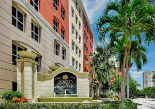 17150 N Bay Road 2709, Sunny Isles Beach, FL 33160