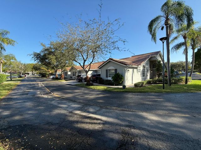 5180 Sabal Gardens Lane 4, Boca Raton, FL 33487