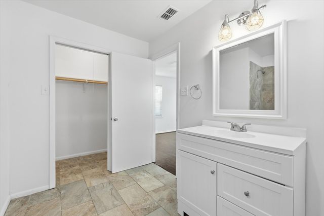 204 E Bailey Street, Ponder, TX 76259