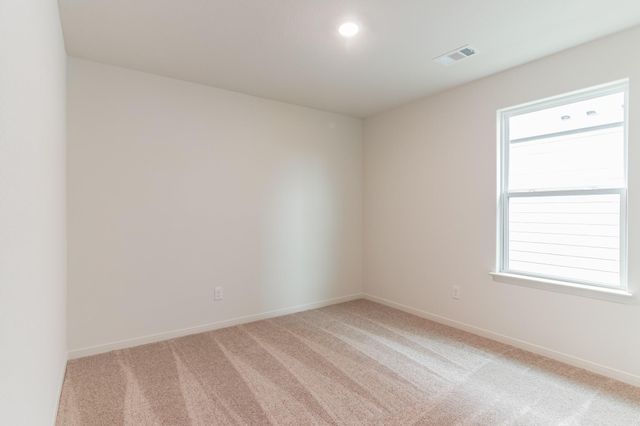112 Allington CIR, Jarrell, TX 76537