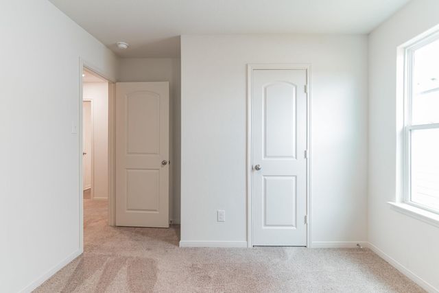 112 Allington CIR, Jarrell, TX 76537