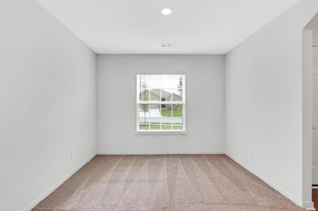 112 Allington CIR, Jarrell, TX 76537
