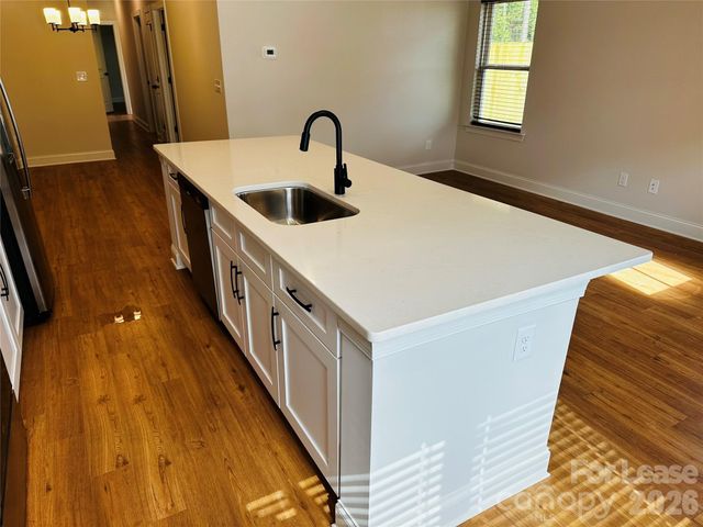 525 N Linwood Avenue, Charlotte, NC 28216