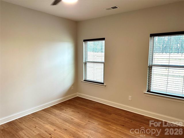 525 N Linwood Avenue, Charlotte, NC 28216