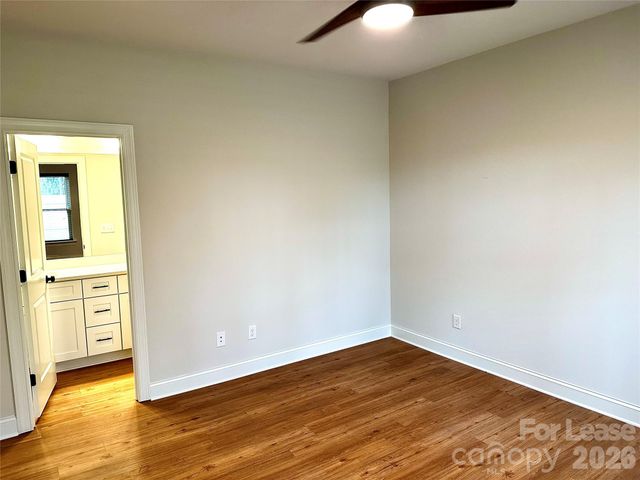 525 N Linwood Avenue, Charlotte, NC 28216