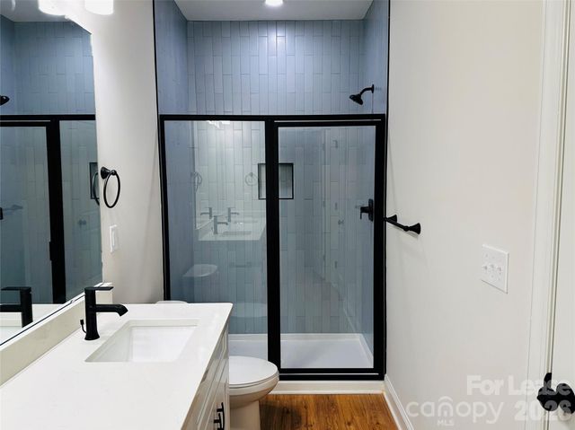 525 N Linwood Avenue, Charlotte, NC 28216