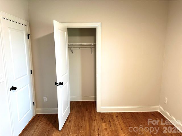 525 N Linwood Avenue, Charlotte, NC 28216