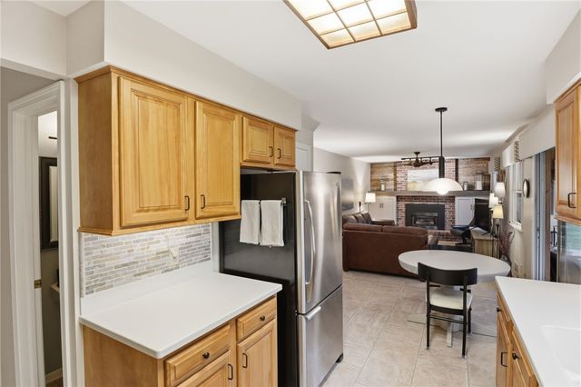 613 Bending Bough, Webster, NY 14580