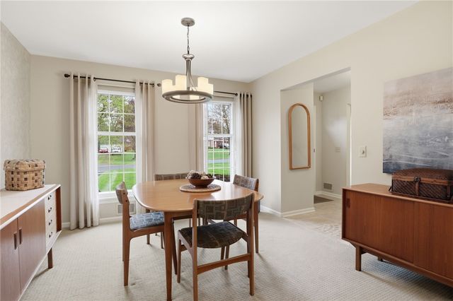 613 Bending Bough, Webster, NY 14580