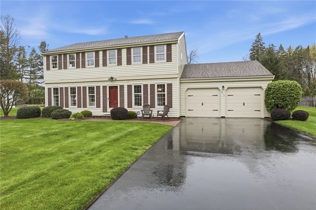 613 Bending Bough, Webster, NY 14580