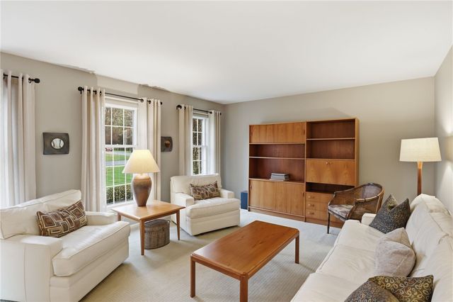 613 Bending Bough, Webster, NY 14580