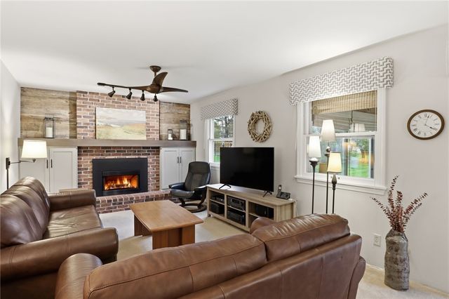 613 Bending Bough, Webster, NY 14580