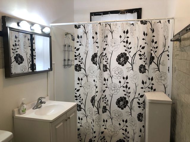 6841 S Prairie Avenue 1, Chicago, IL 60637