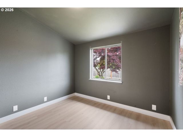 577 Se DANCE Dr, Estacada, OR 97023