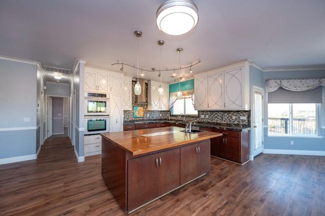 4155 Quail Hill Ct, Ione, CA 95640