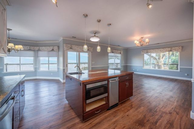 4155 Quail Hill Ct, Ione, CA 95640