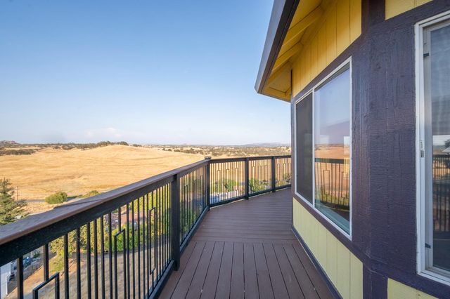 4155 Quail Hill Ct, Ione, CA 95640