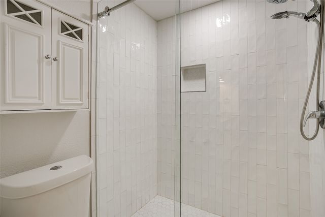 9617 Lea Shore Street, Fort Worth, TX 76179