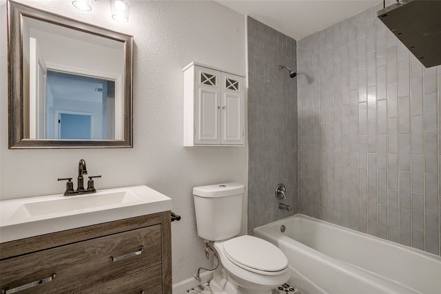 9617 Lea Shore Street, Fort Worth, TX 76179