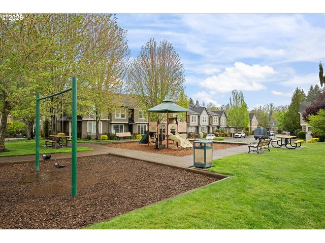 2283 Nw OAK KNOLL Pl, Beaverton, OR 97006